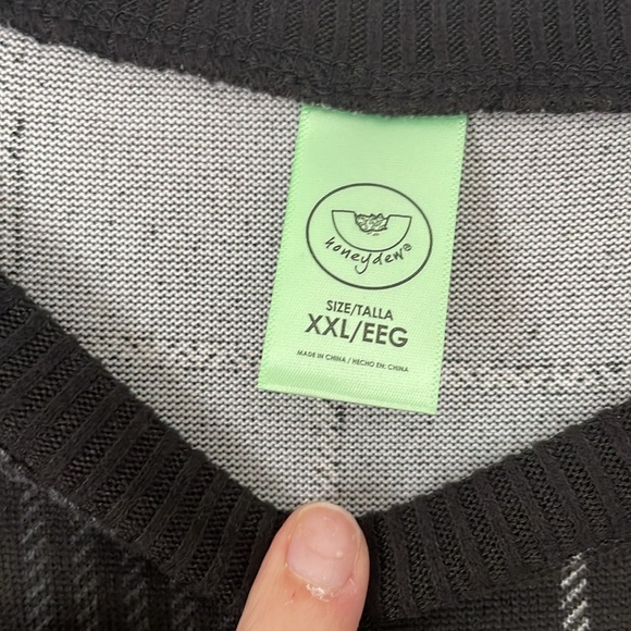 Lot of 2 Honeydew lounge tops size XXL olive green floral, black/white plaid - Picture 8 of 12